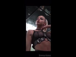 emma kotos (nude top 2824) huge tits big ass teen
